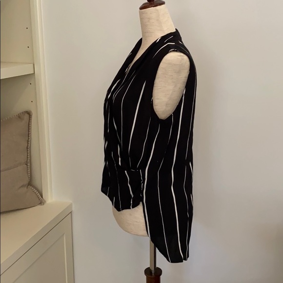 Fab’rik Black and white striped sleeveless top - Picture 3 of 6